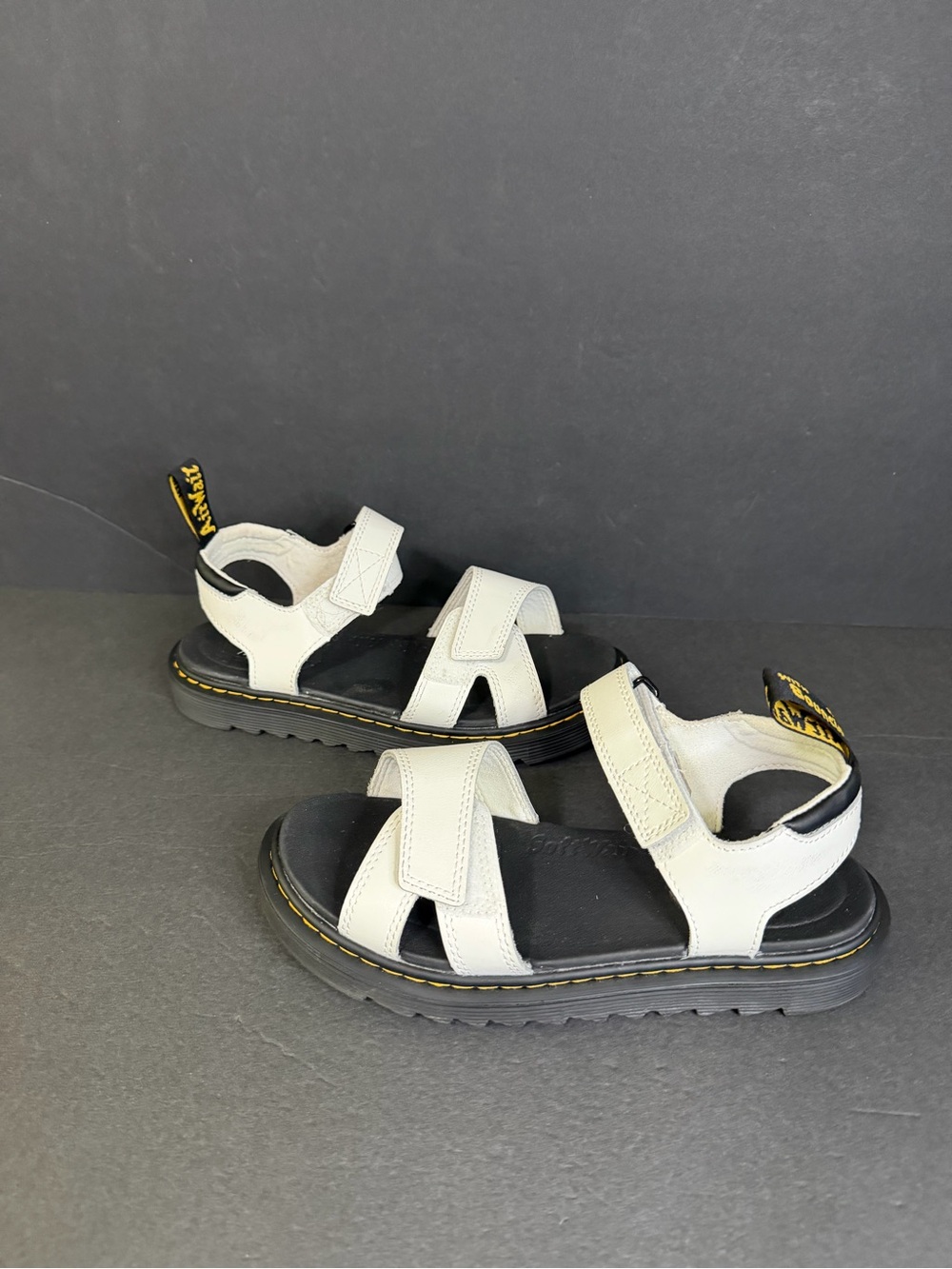 Dr. Martens  Vossie Y Strappy sandals Women's Size 6 White Leather Doc